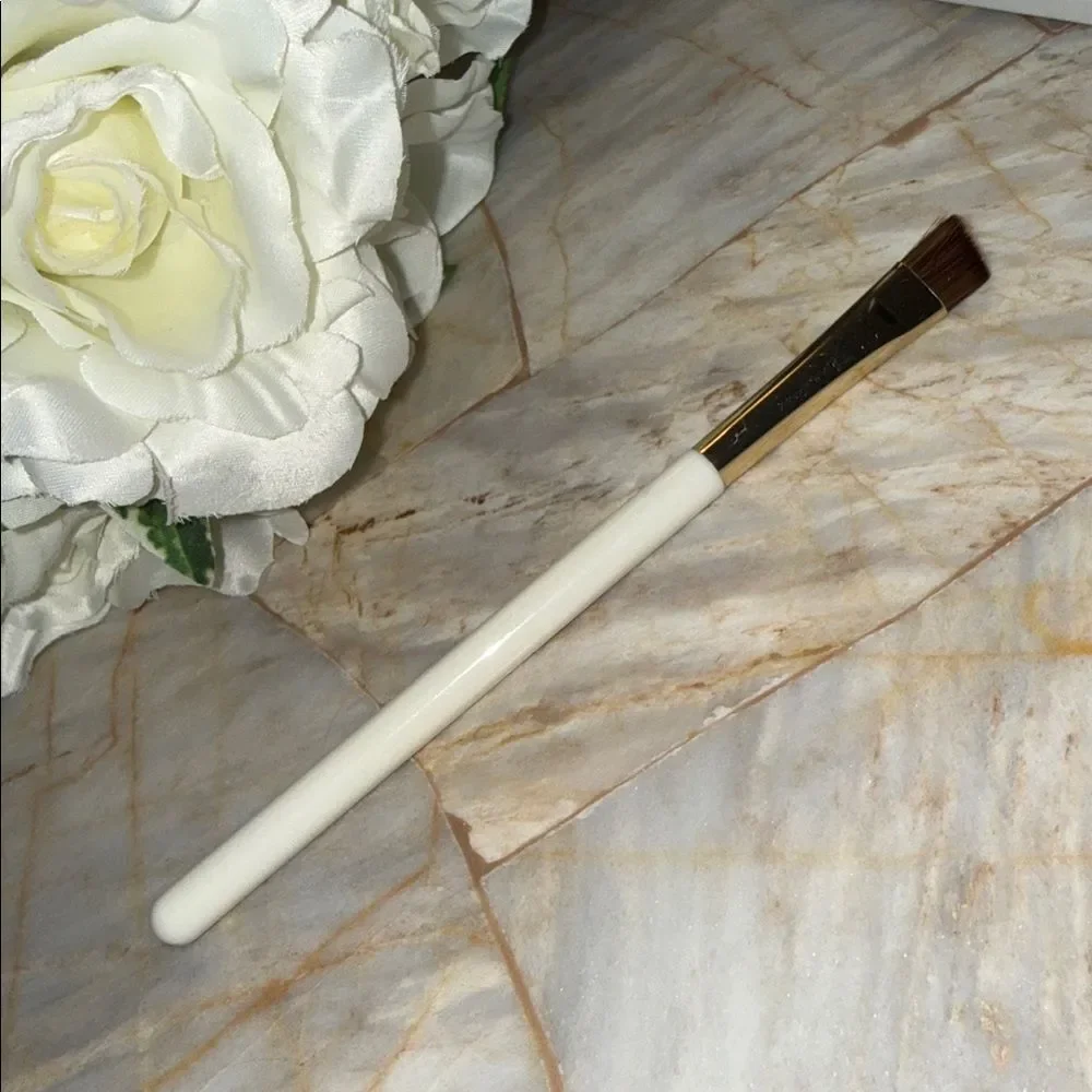 White Makeup Brush with Gold Accent